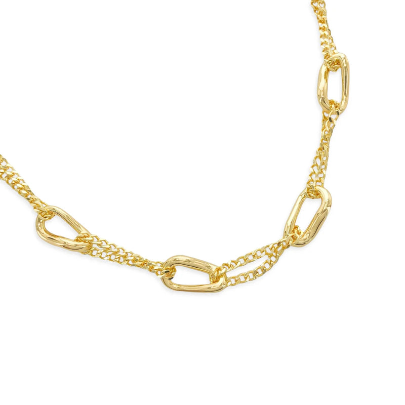 Twisted Chain with Gold Links