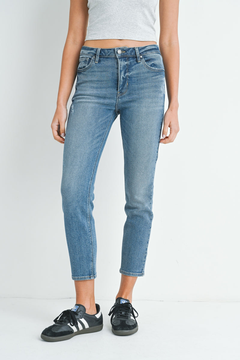 JUST BLACK Slim Mid Rise Relaxed Straight Jean