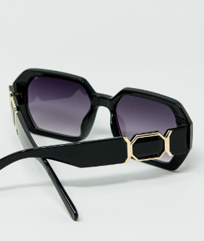 Q2 Diamond-Shaped Sunglasses with Gold Detail