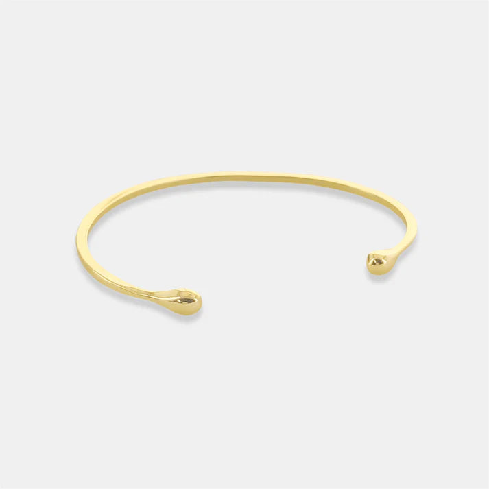 Plain Gold Cuffed Bracelet