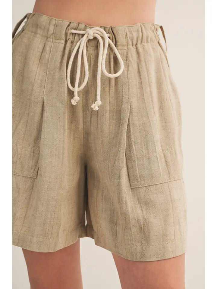 Drawstring Waist Pleated Patch Pocket Shorts - Heritage - Boutique.com