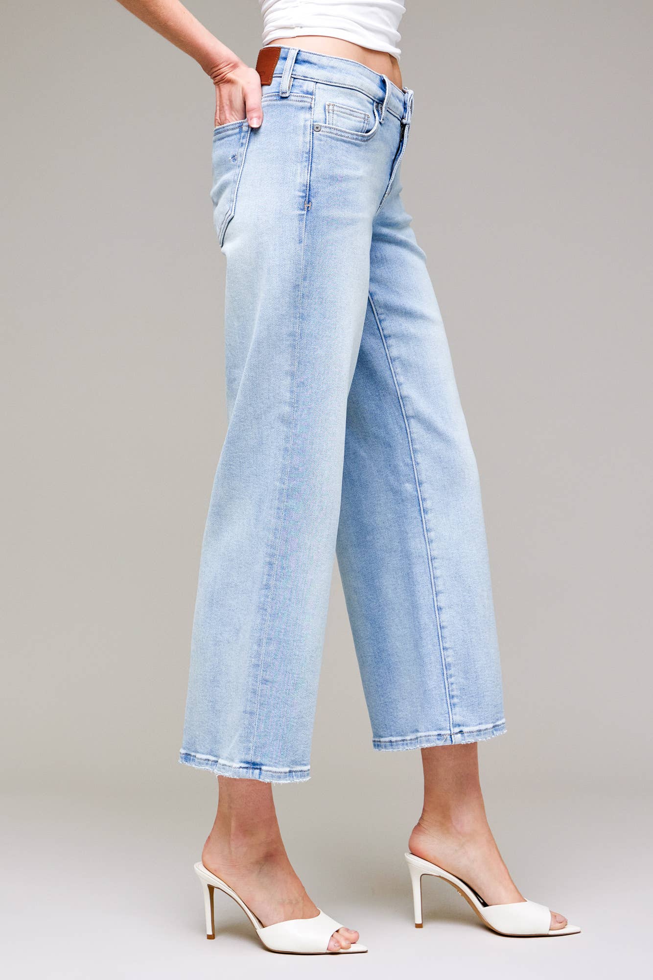 Hidden Logan Light Wash Mid Rise Dad Jean - Heritage - Boutique.com