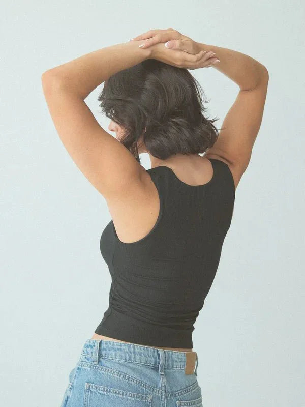 Klassy Black Large Ribbed Scoop Tank Brami - Heritage - Boutique.com