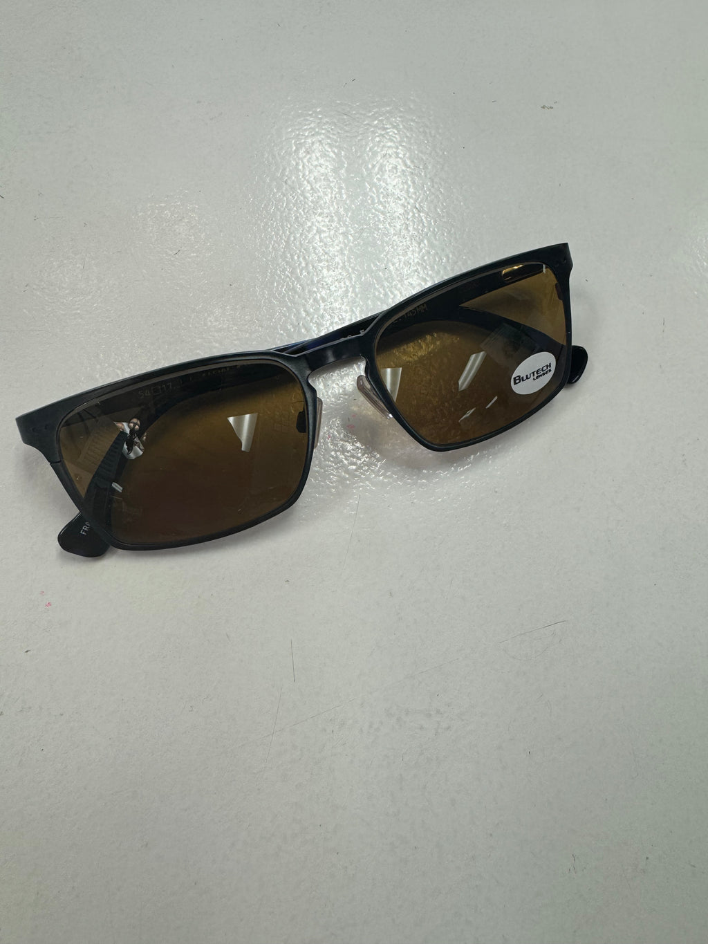 Marc Echo Mischief Sunglasses - Heritage-Boutique.com