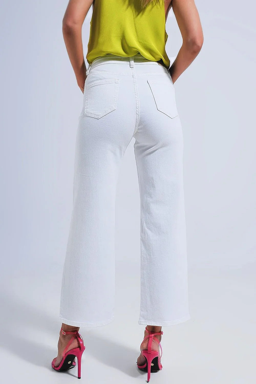 Q2 White Denim Straight Fit Jeans - Heritage - Boutique.com