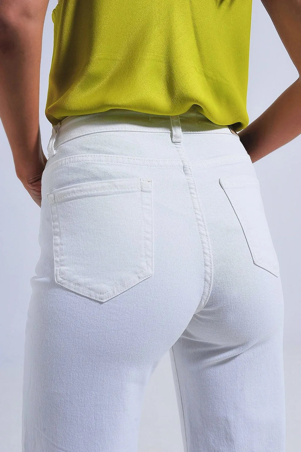 Q2 White Denim Straight Fit Jeans - Heritage - Boutique.com