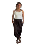 Q2 White Fitted Lace Trim Tank Top – Women’s Ribbed Stretch Cami with Floral Lace Detail, Scoop Neck Button Front Summer Essential - Heritage - Boutique.com
