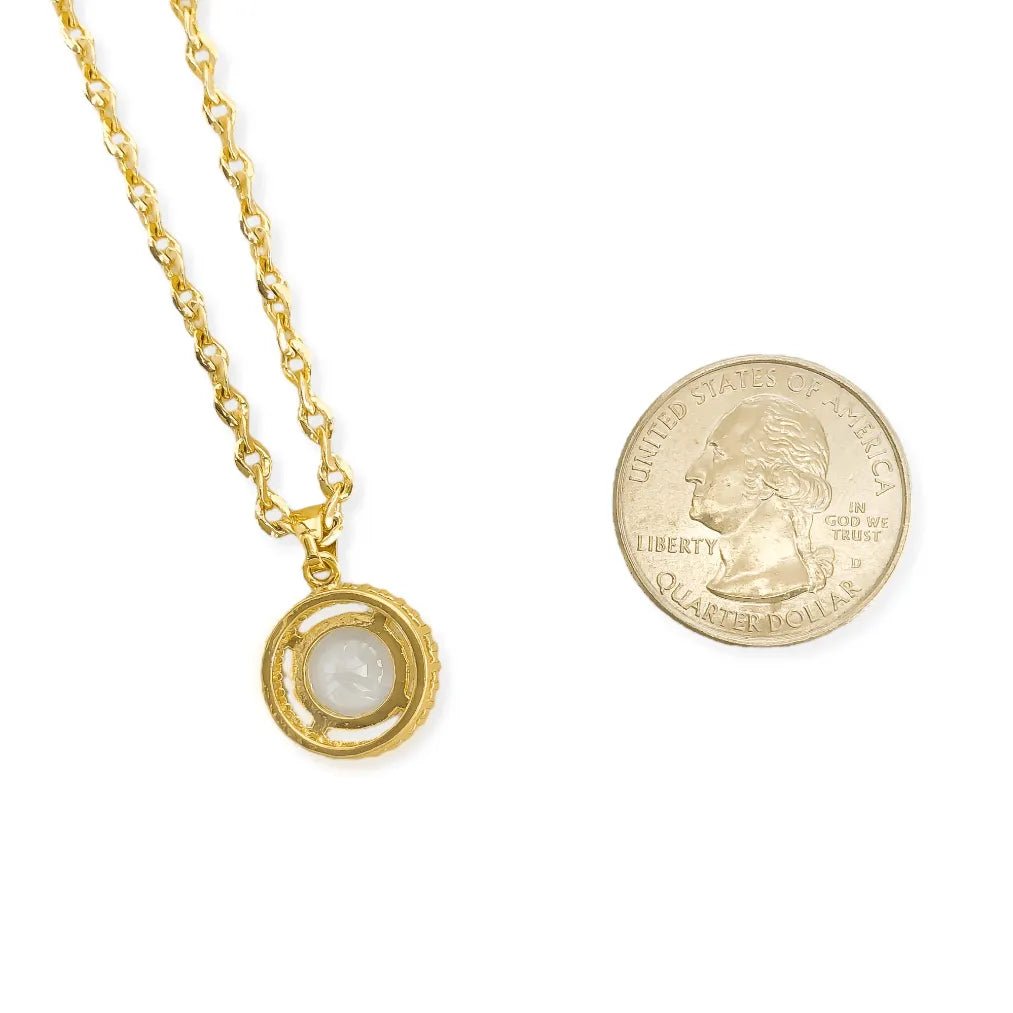 Round Brilliant Halo 18K Gold Pendant - Heritage - Boutique.com