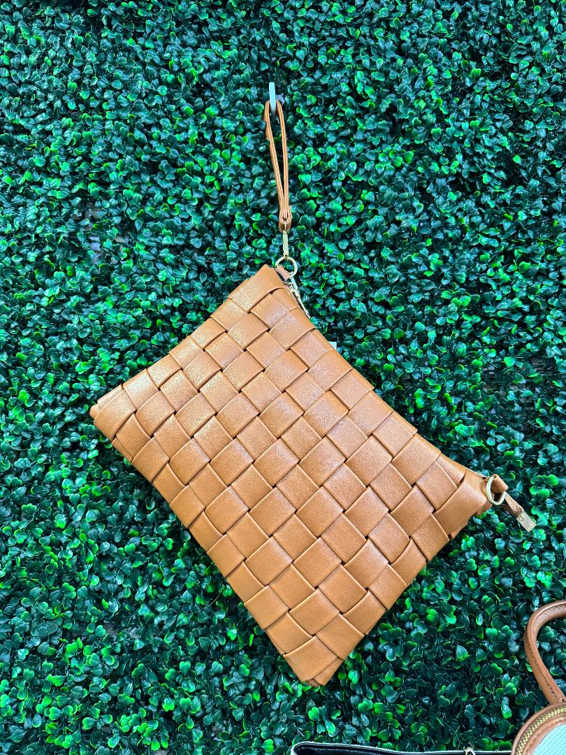 The Verona Woven Crossbody Clutch