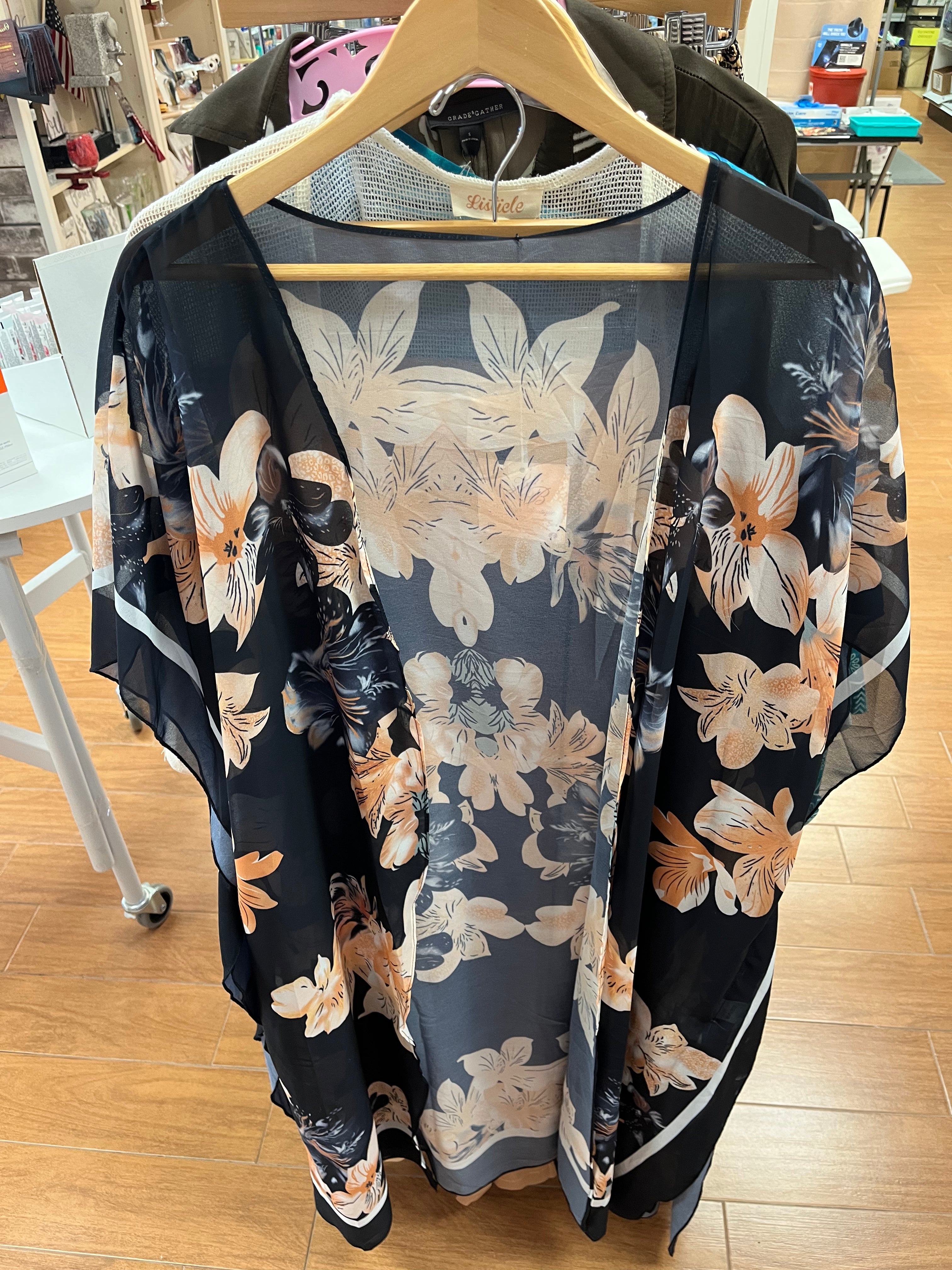 Loose & Comfortable Black Floral Beach Coverup - Heritage-Boutique.com Loose & Comfortable Black Floral Beach Coverup - Heritage-Boutique.com