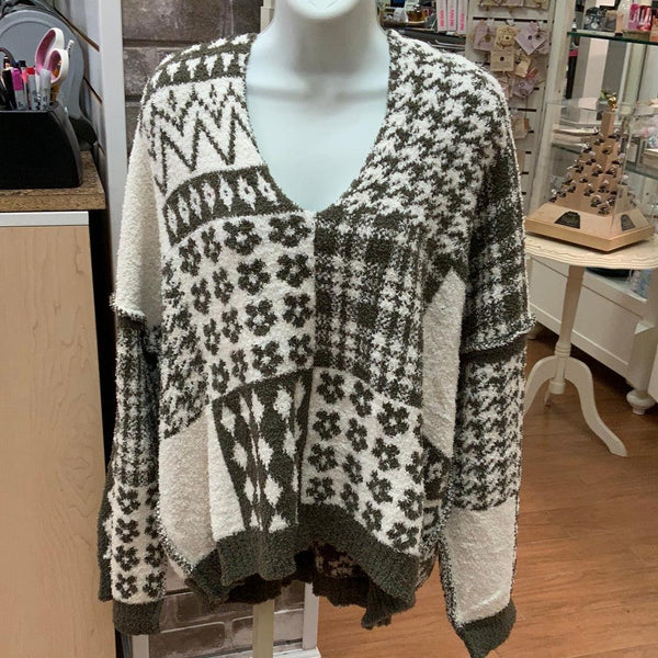 V-neck Oversized Sweater - Heritage-Boutique.com